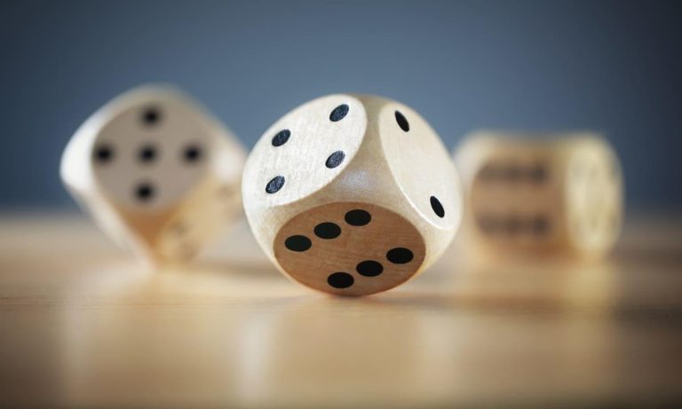 過年賭錢遊戲怎麼可能少了骰子